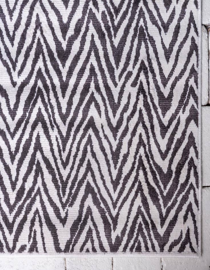Detail image of 2' 2 x 8' Washable Haven Indoor / Outdoor Runner Rug