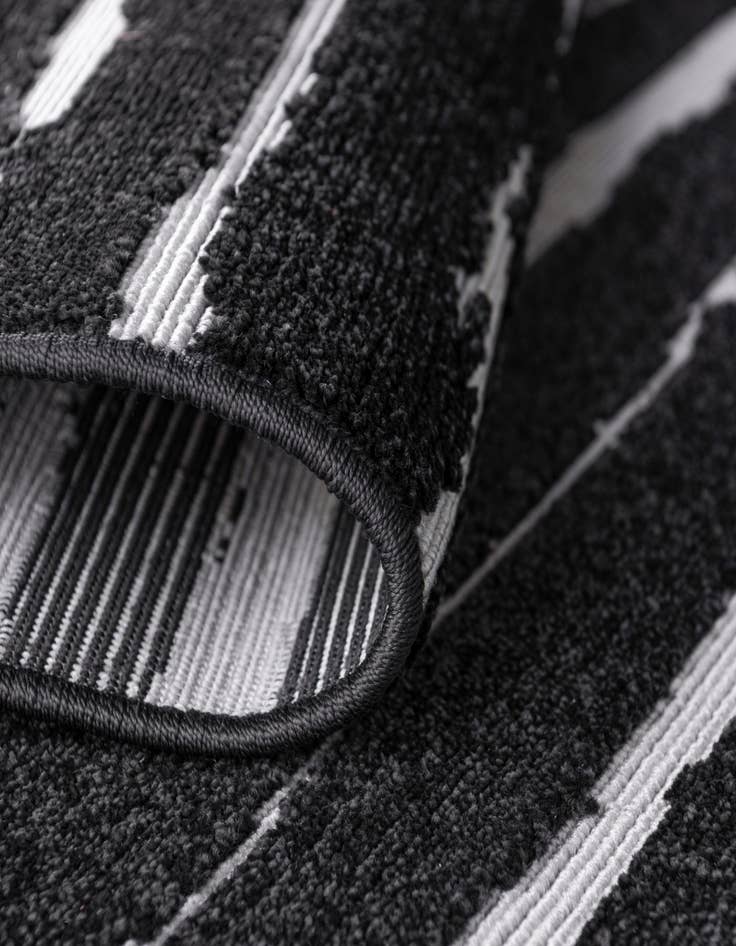 Detail image of  2' x 6'  Washable Sabrina Soto Ola Indoor / Outdoor Runner Rug