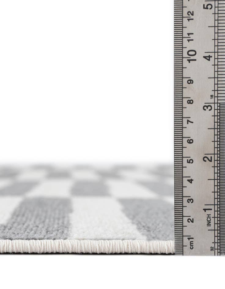 Detail image of  2' 9 x 9' 10 SoHo Runner Rug