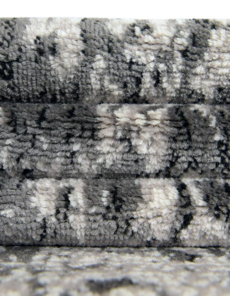 Detail image of  2' x 6' 7 Sydney Runner Rug