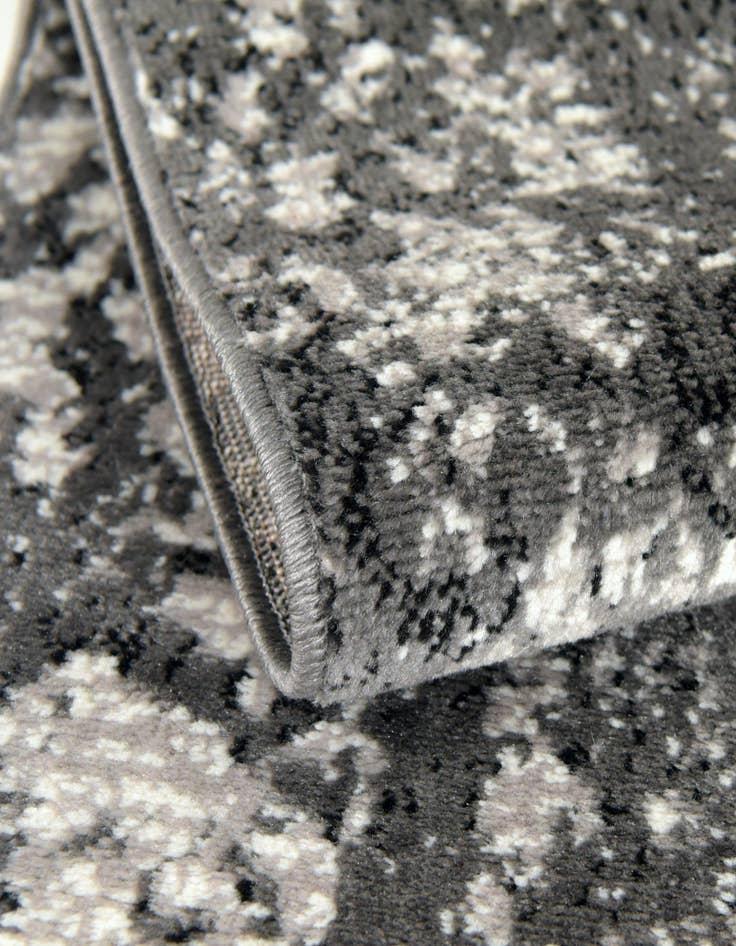 Detail image of  2' x 6' 7 Sydney Runner Rug