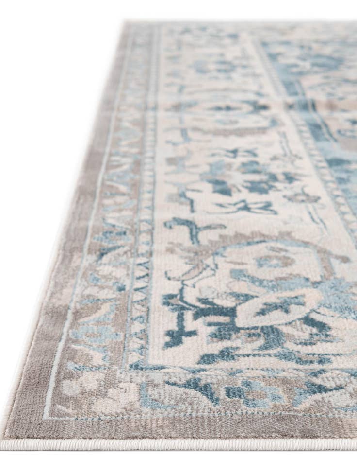 Detail image of  2' 7 x 10' Victoria Runner Rug