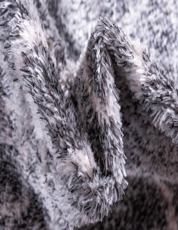 Detail image of  7' 7 x 7' 7 Artemis Square Rug