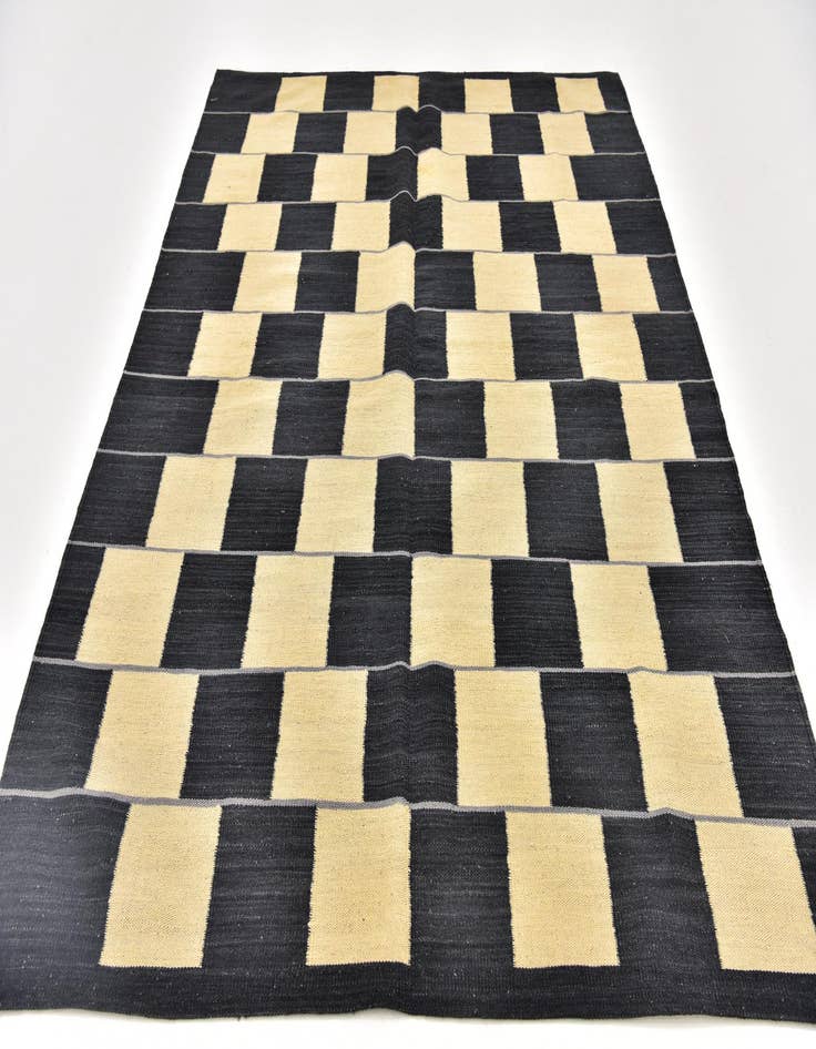 Detail image of  5' x 6' 5  Hand Woven Kilim Modern Wool Square Rug