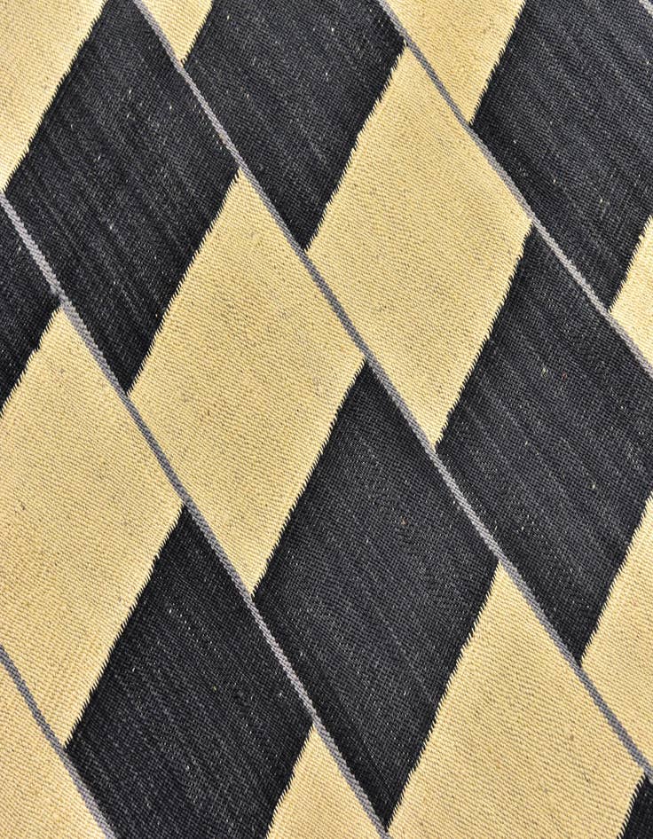 Detail image of  5' x 6' 5  Hand Woven Kilim Modern Wool Square Rug