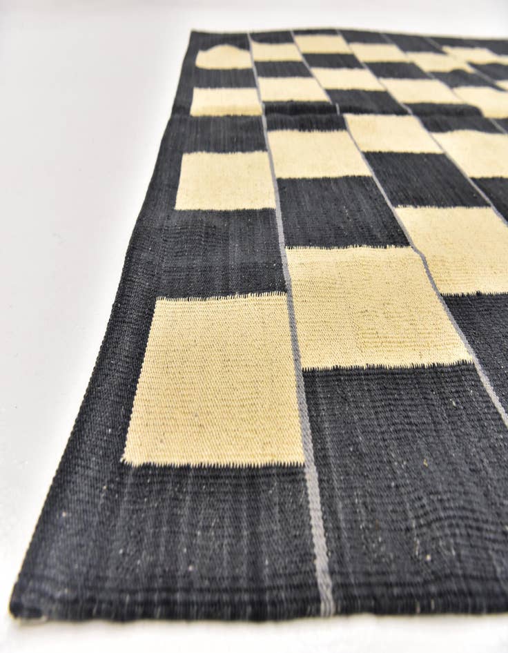Detail image of  5' x 6' 5  Hand Woven Kilim Modern Wool Square Rug