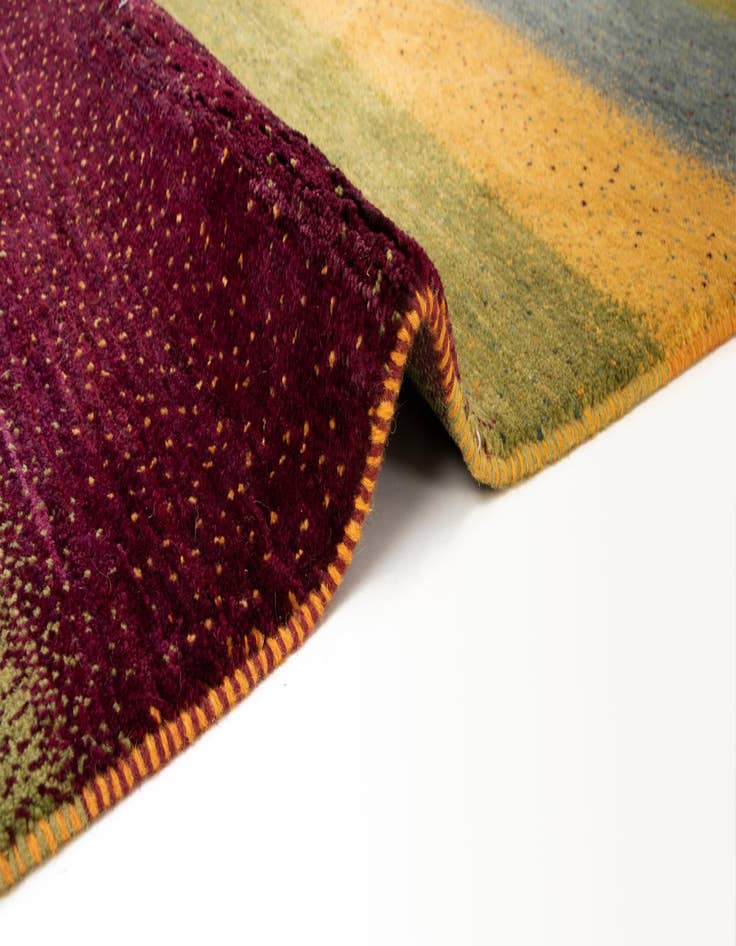 Detail image of 5' 2 x 6' 9 Amaleh Wool Rug