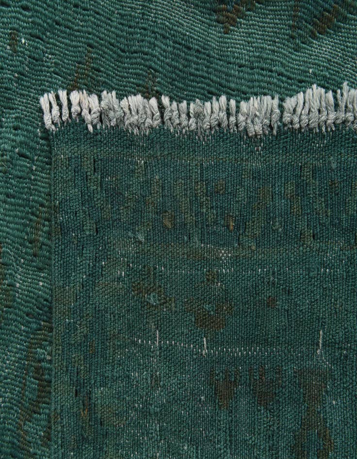 Detail image of  5' x 7'  Hand Woven Kilim Modern Wool Rug