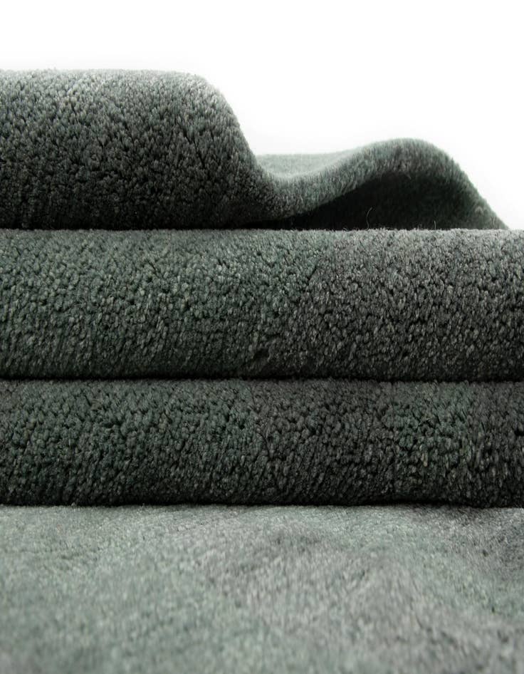 Detail image of 9' 1 x 12' 2 Odegard Wool Rug