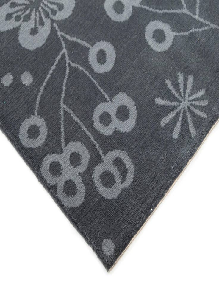 Detail image of  7' 8 x 10'  Hand Knotted Modern Himalaya Wool Rug