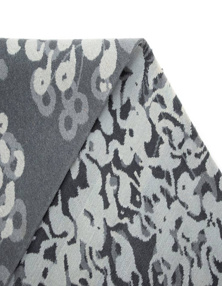 Detail image of  7' 8 x 10'  Hand Knotted Modern Himalaya Wool Rug