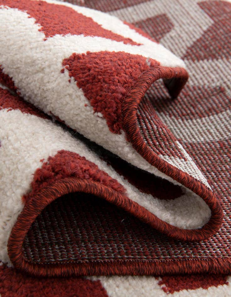 Detail image of  2' 7 x 10' Lattice Runner Rug