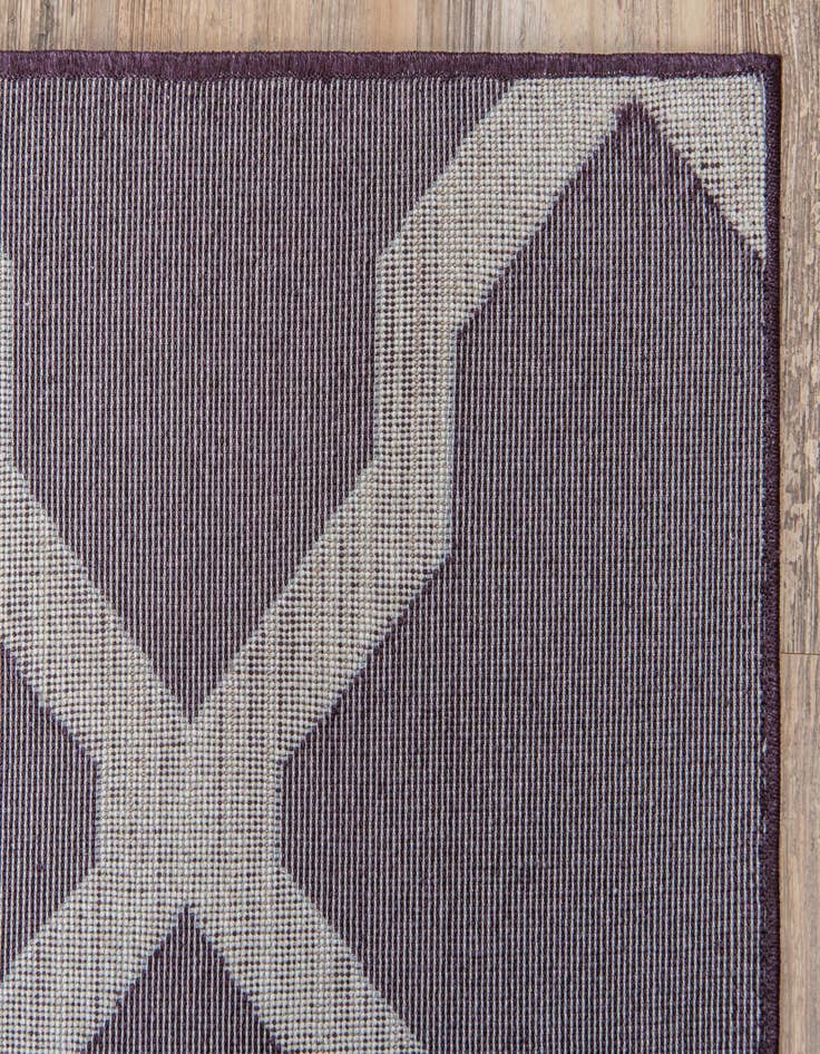 Detail image of  9' x 12' Lattice Rug