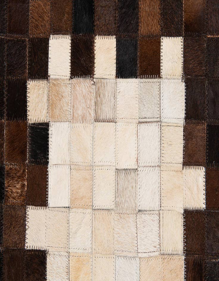 Detail image of  5' x 8' 1 Cowhide Stocks Rug