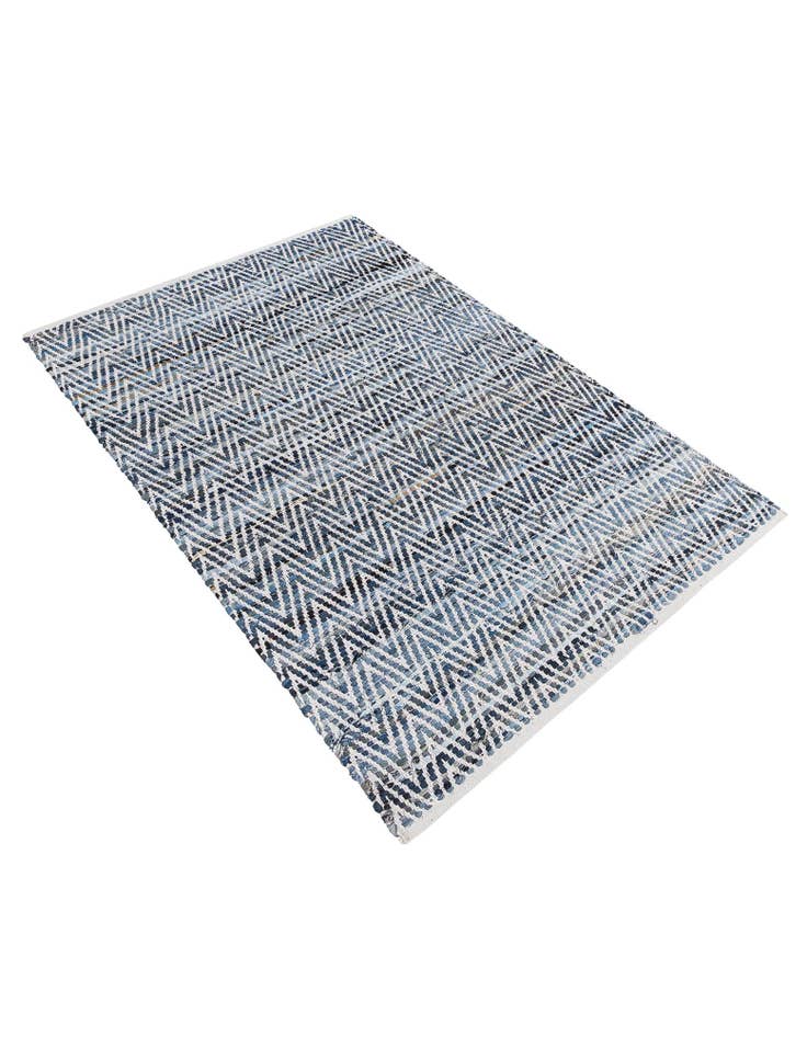 Detail image of  4' 1 x 6' 1  Hand Woven Chindi Chevron Rug