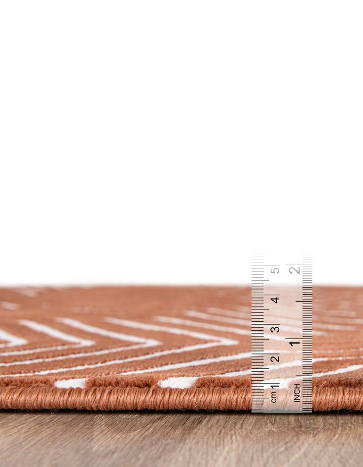 Detail image of  2' x 6' Aakaar Runner Rug