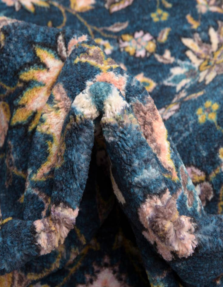 Detail image of  2' 2 x 7' 10 Medina Runner Rug