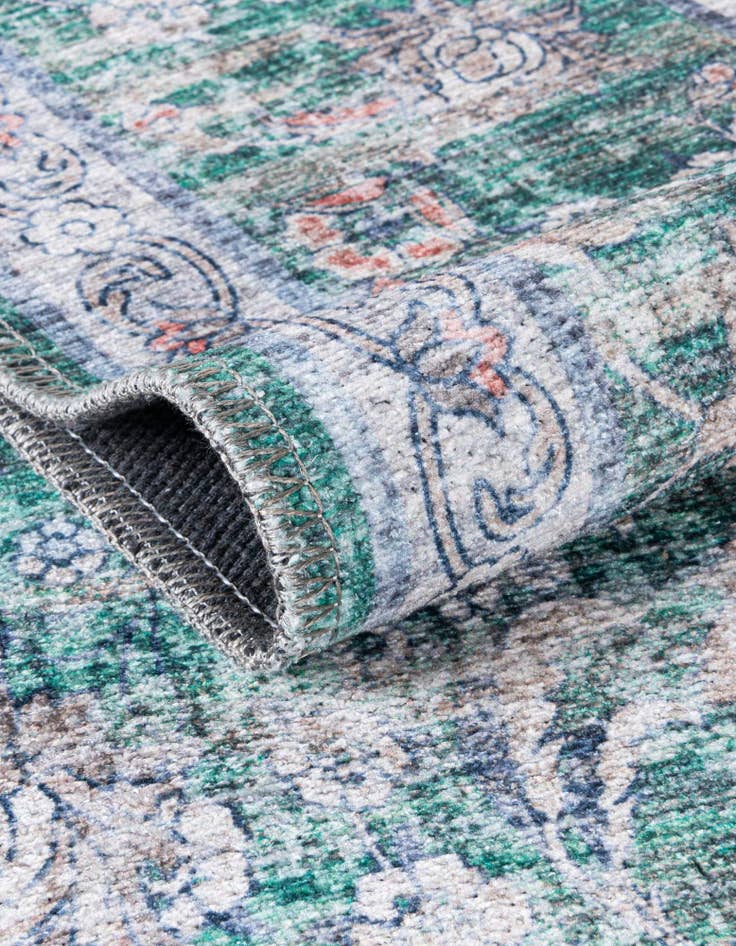 Detail image of  7' 10 x 7' 10 Yara Round Rug