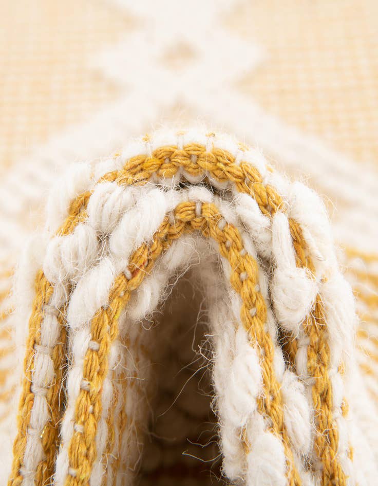 Detail image of  8' x 8'  Hand Knotted Jill Zarin Dorset Square Rug