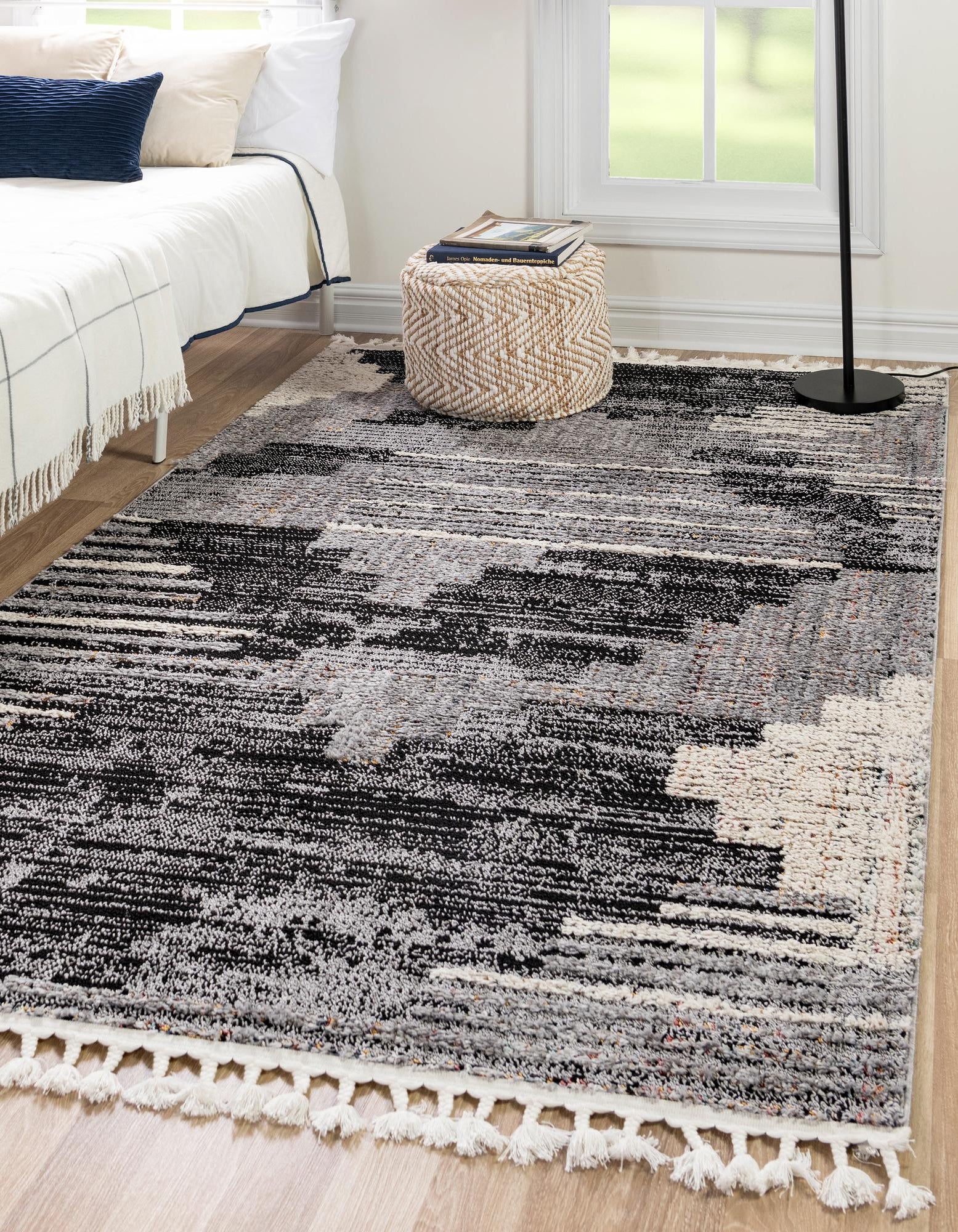 Fossil Gray 4' x 6' Cherokee Rug | Rugs.com