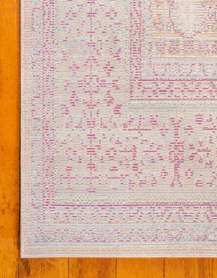 Detail image of  7' x 10' Alexis Rug