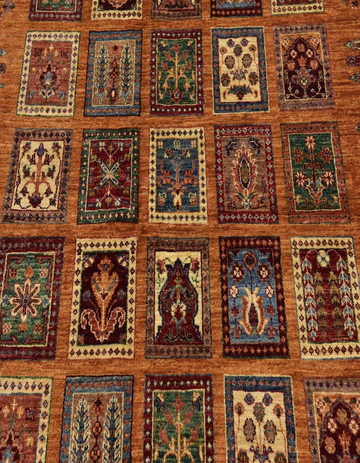 Detail image of  5' x 6' 10  Hand Knotted Ariana Ziegler Rug