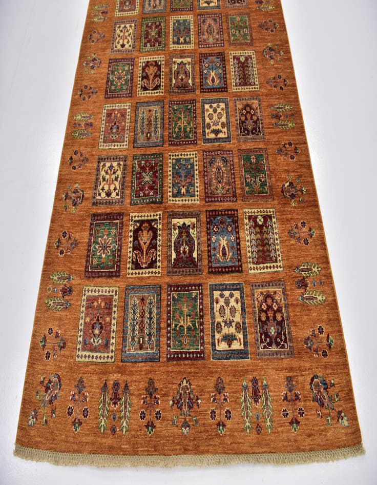 Detail image of  5' x 6' 10  Hand Knotted Ariana Ziegler Rug