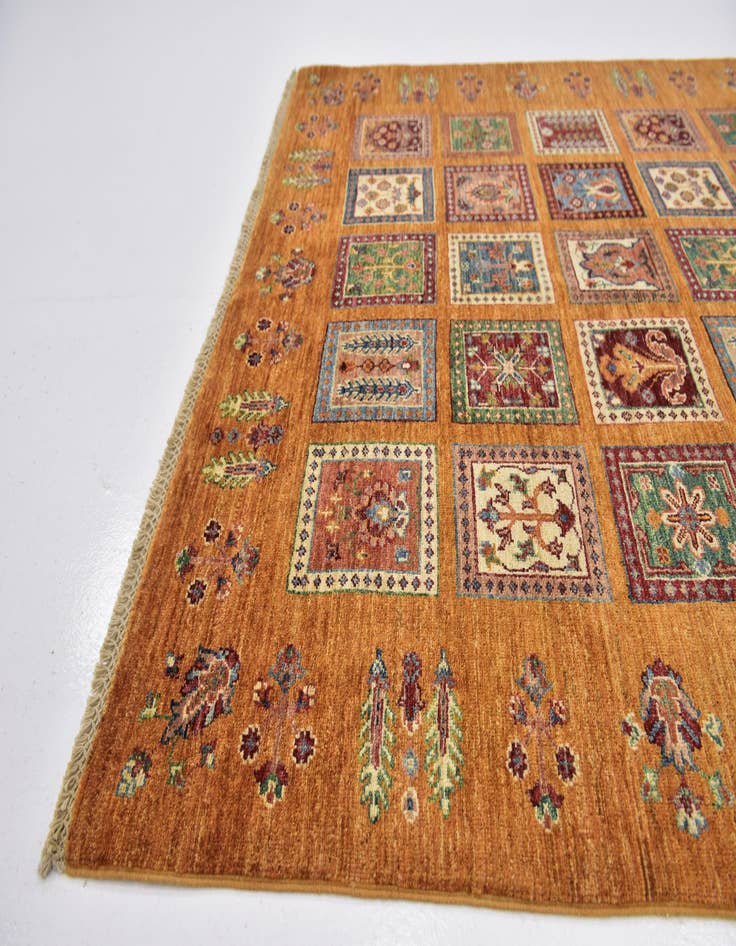 Detail image of  5' x 6' 10  Hand Knotted Ariana Ziegler Rug