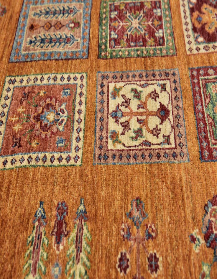 Detail image of  5' x 6' 10  Hand Knotted Ariana Ziegler Rug