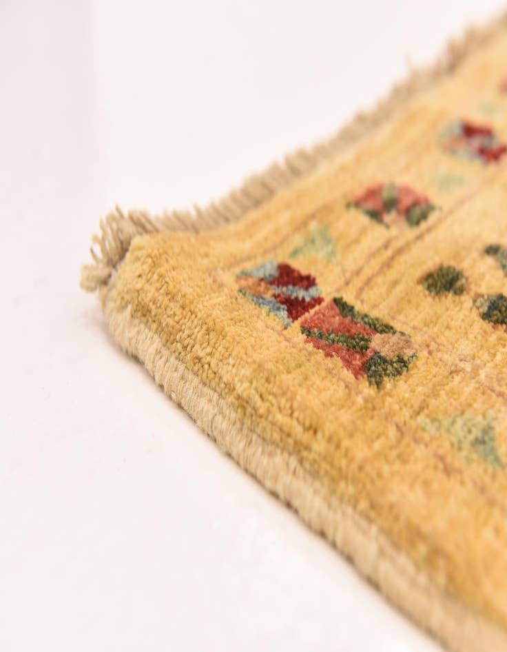 Detail image of  5' 8 x 8'  Hand Knotted Ariana Ziegler Oriental Rug