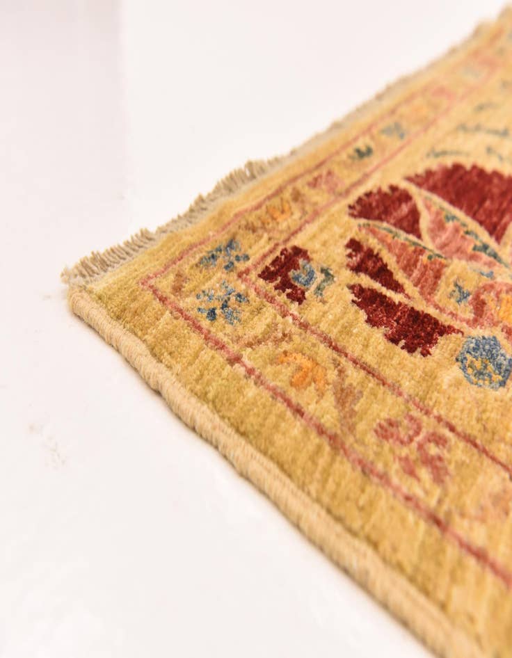 Detail image of  5' 3 x 7' 10  Hand Knotted Ariana Ziegler Oriental Rug