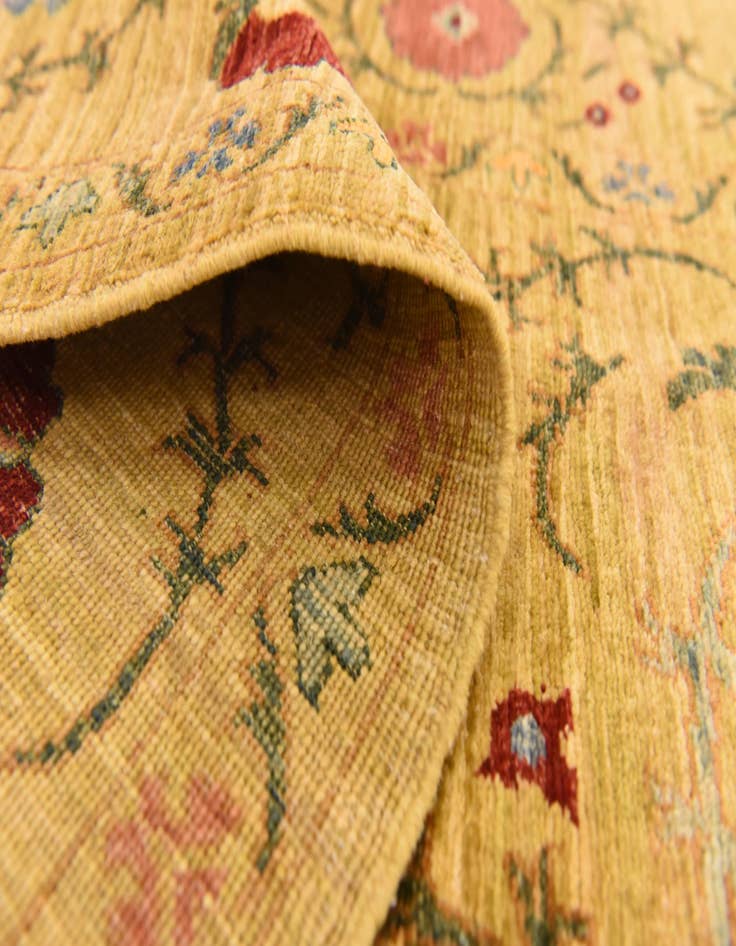 Detail image of  5' 1 x 6' 4  Hand Knotted Ariana Ziegler Oriental Rug