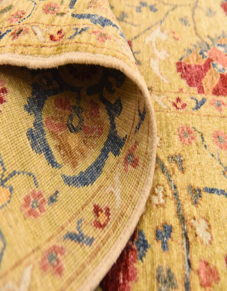 Detail image of  5' 2 x 6' 11  Hand Knotted Ariana Ziegler Oriental Rug