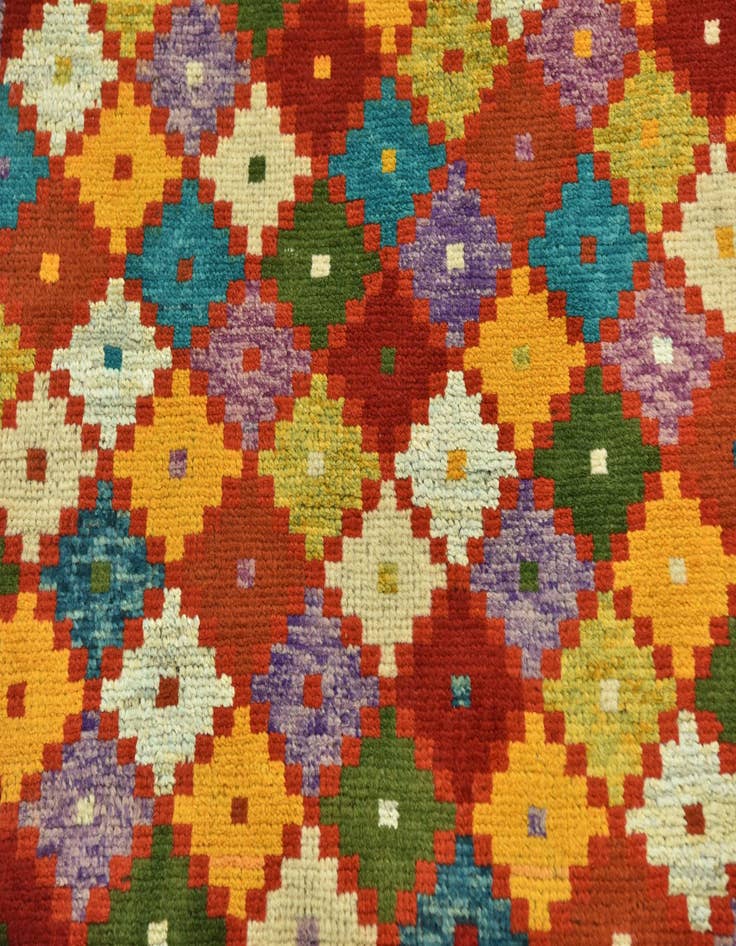 Detail image of  3' 2 x 4' 9  Hand Knotted Balouch Rug