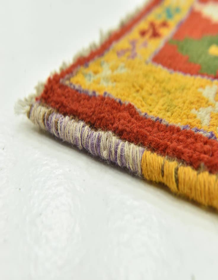 Detail image of  3' 2 x 4' 9  Hand Knotted Balouch Rug