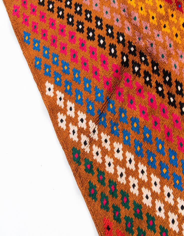 Detail image of  5' 1 x 6' 7  Hand Knotted Balouch Wool Rug