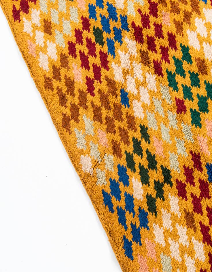 Detail image of  5' 2 x 6' 3  Hand Knotted Balouch Wool Rug