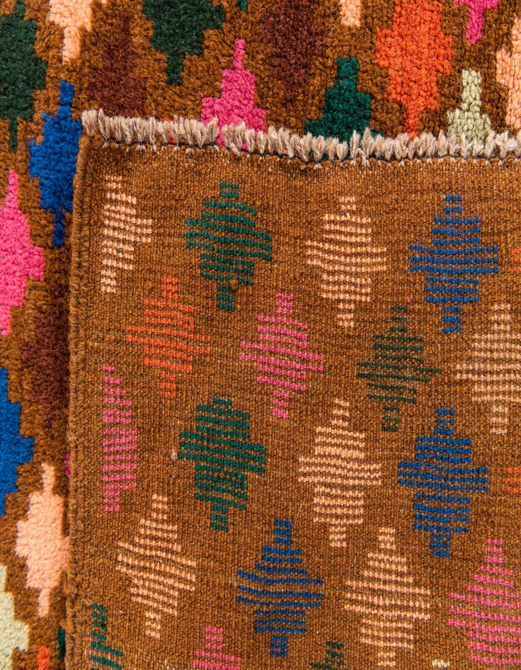 Detail image of  4' 7 x 6' 10  Hand Knotted Balouch Wool Rug
