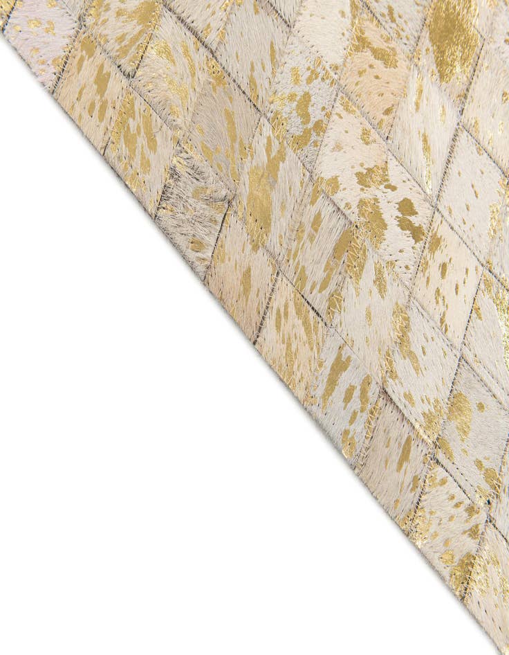 Detail image of  5' x 7' 11 Cowhide Stocks Rug