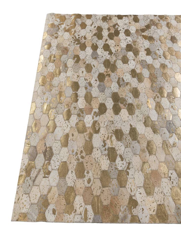 Detail image of  4' 10 x 7' 5 Cowhide Stocks Rug