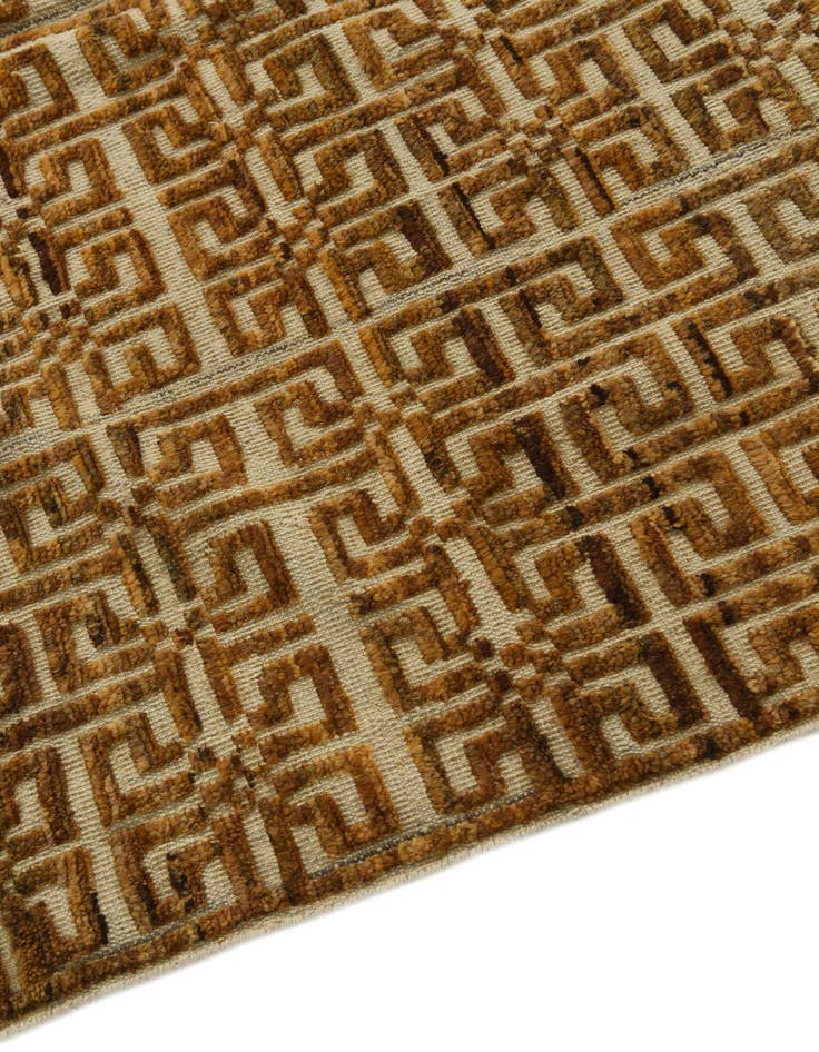 Detail image of  5' 7 x 7' 6  Hand Knotted Darya Wool Rug