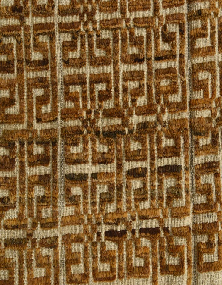 Detail image of  5' 7 x 7' 6  Hand Knotted Darya Wool Rug