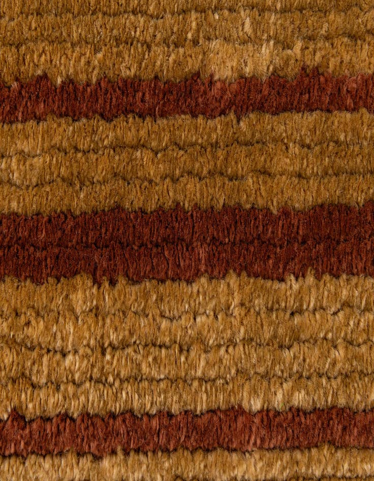 Detail image of  5' 3 x 7' Gemstone Rug