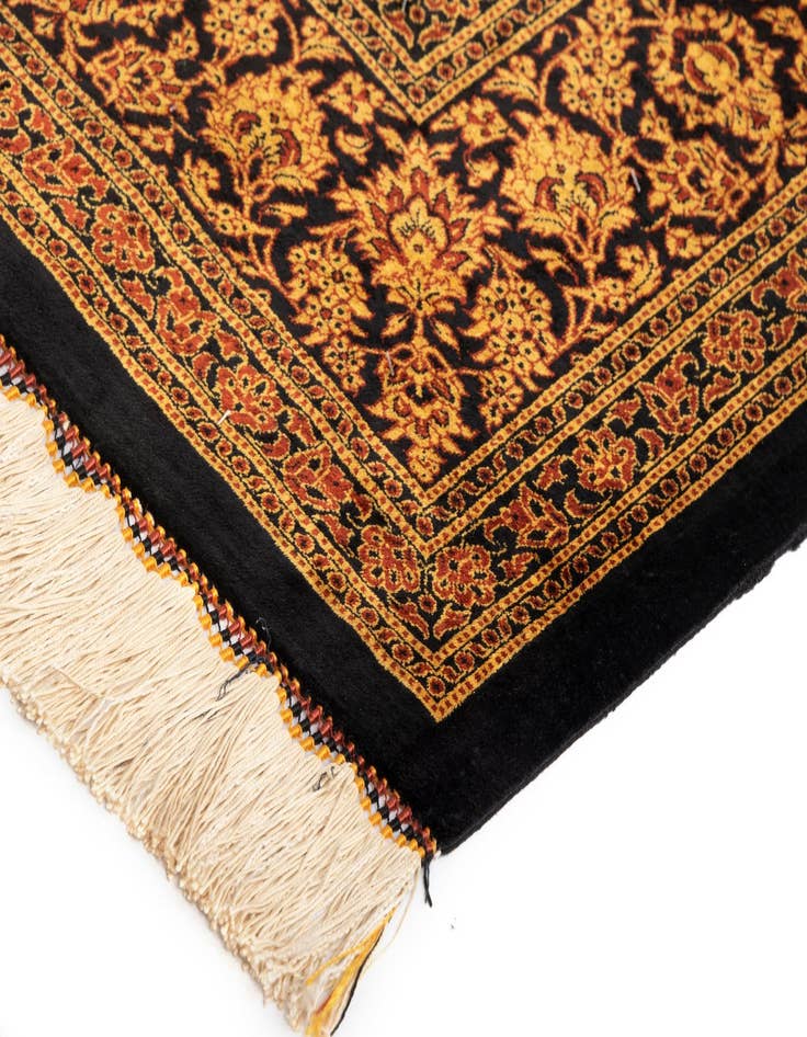 Detail image of  4' 2 x 6' 5 Ghom Silk Rug