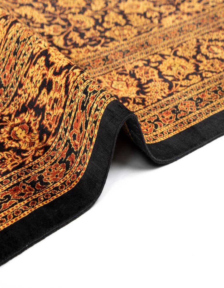 Detail image of  4' 2 x 6' 5 Ghom Silk Rug