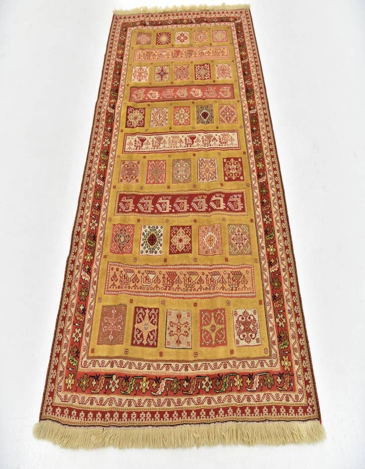 Detail image of 4' 7 x 6' 10 Hand Knotted Ghoochan Persian Wool Rug