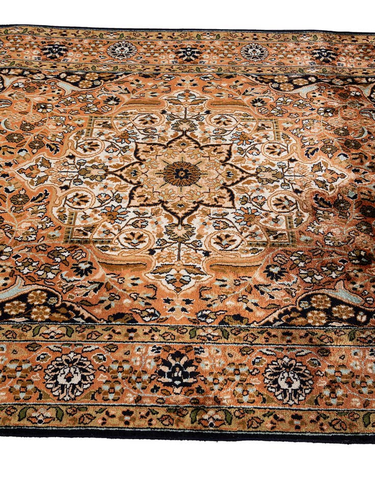 Detail image of  3' 11 x 6' 2  Hand Knotted Kashmir Rug