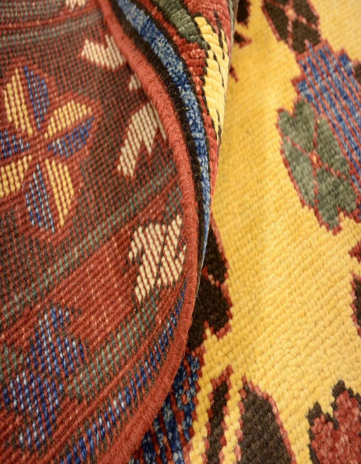 Detail image of  5' 10 x 7' 10  Hand Knotted Kazak Oriental Rug