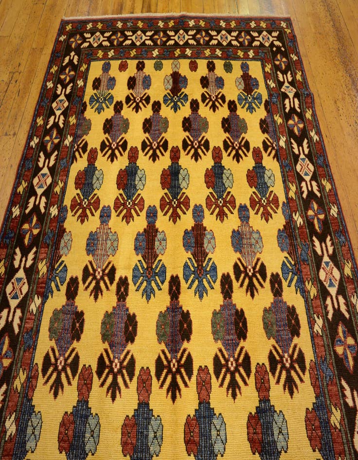 Detail image of  5' 10 x 7' 10  Hand Knotted Kazak Oriental Rug