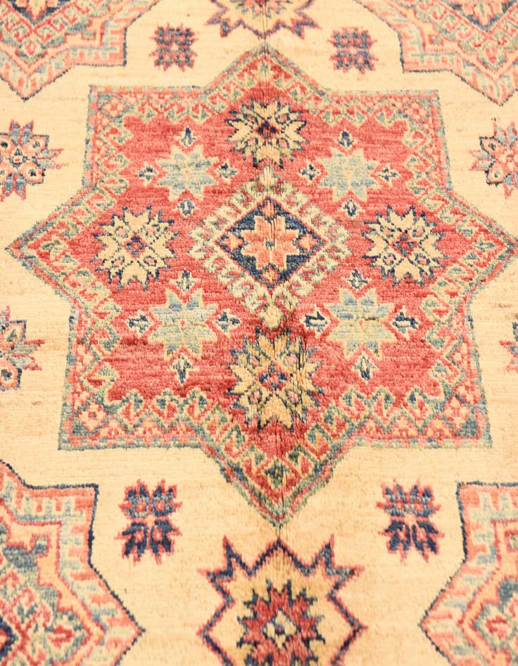 Detail image of  5' 8 x 7' 8  Hand Knotted Kazak Oriental Rug